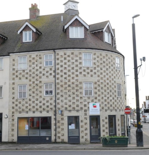 imgID54260806.jpg.gallery